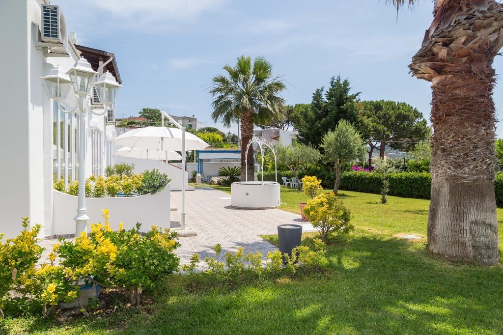 Bed and Breakfast Relais Romildanna Forio di Ischia Exterior foto
